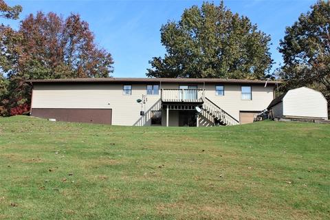 605 Diamond Ct, Morrison, IL 61270 photo 3