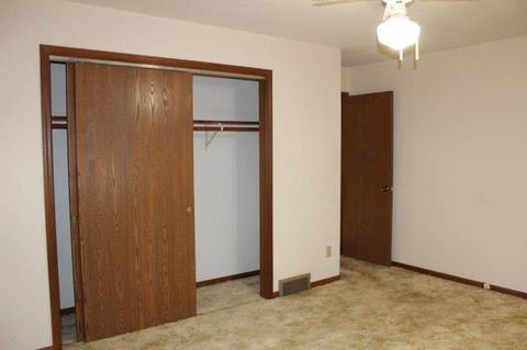 605 Diamond Ct, Morrison, IL 61270 photo 24