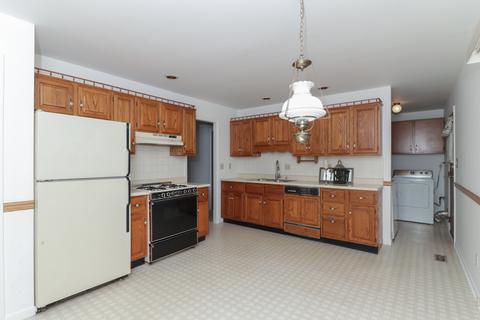 1308 Pinehurst Dr, Bloomington, IL 61704 photo 13