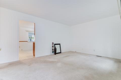 1308 Pinehurst Dr, Bloomington, IL 61704 photo 7