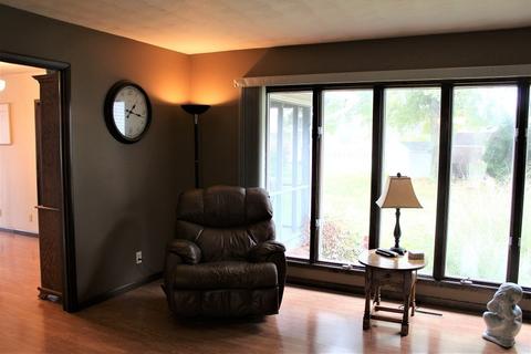 1017 Hilltop Dr, Morrison, IL 61270 photo 6