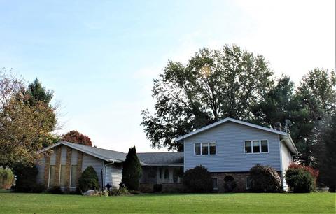 1017 Hilltop Dr, Morrison, IL 61270 photo 1