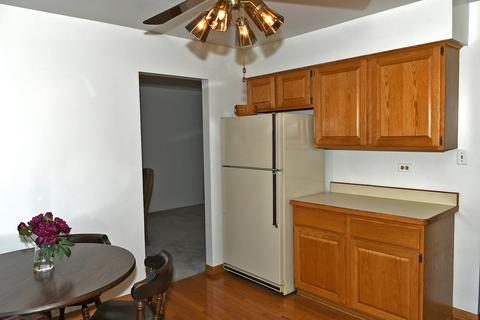 1250 Kelle Ct, Wheaton, IL 60189 photo 6