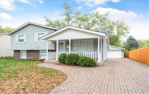 268 Plainview Dr, Bolingbrook, IL 60440 photo 2