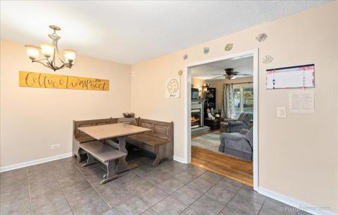 268 Plainview Dr, Bolingbrook, IL 60440 photo 9