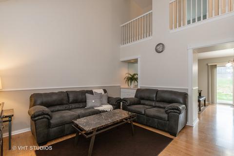 6756 Roanoake Ct, Gurnee, IL 60031 photo 2