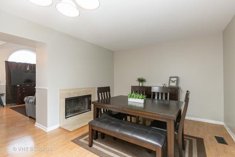 6756 Roanoake Ct, Gurnee, IL 60031 photo 5