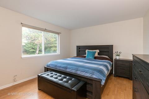 6756 Roanoake Ct, Gurnee, IL 60031 photo 6