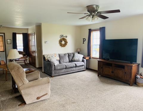 330 E Meuser Dr, Paxton, IL 60957 photo 9