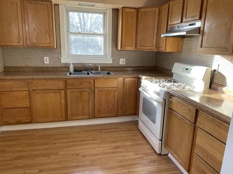 451 Franklin Blvd, Elgin, IL 60120 photo 3