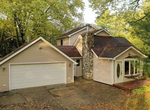 906 Steuben Rd, Mchenry, IL 60050 photo 1