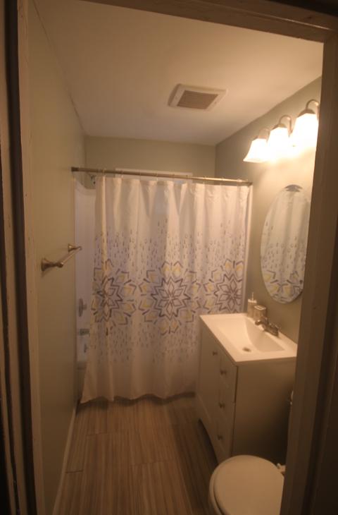 526 Forest Ave, Aurora, IL 60505 photo 8