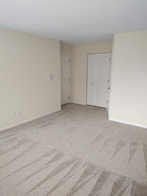 325 Crestview Dr #A, Wauconda, IL 60084 photo 2