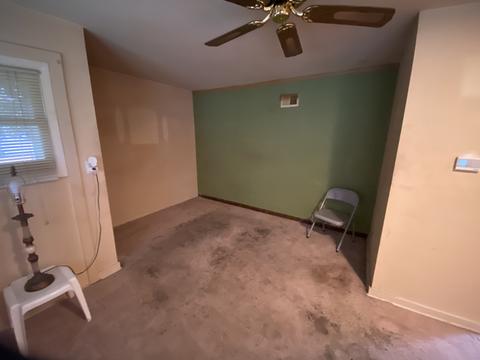 669 Oakland Ave, Elgin, IL 60120 photo 12