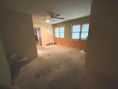 669 Oakland Ave, Elgin, IL 60120 photo 13