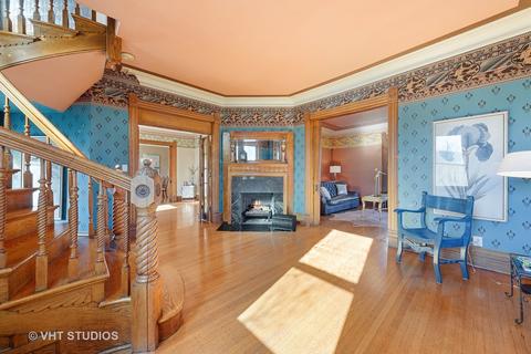 404 N Main St, Wheaton, IL 60187 photo 5