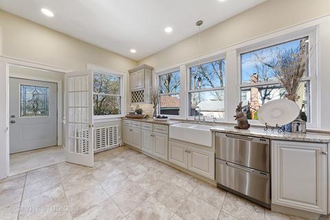 404 N Main St, Wheaton, IL 60187 photo 26