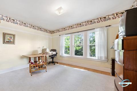 255 E Schiller St, Elmhurst, IL 60126 photo 22