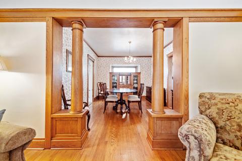 255 E Schiller St, Elmhurst, IL 60126 photo 6