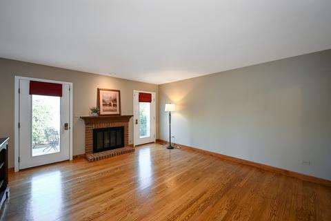 1015 Creekside Dr, Wheaton, IL 60189 photo 14