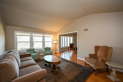 1015 Creekside Dr, Wheaton, IL 60189 photo 6