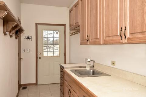 9513 Seeman Rd, Union, IL 60180 photo 11