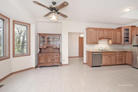 9513 Seeman Rd, Union, IL 60180 photo 7