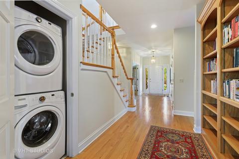 841 Pinegrove Ct, Wheaton, IL 60187 photo 13