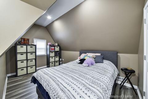 802 Jackson St, Aurora, IL 60505 photo 14