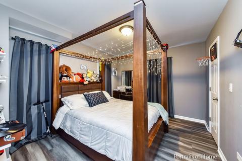 802 Jackson St, Aurora, IL 60505 photo 7