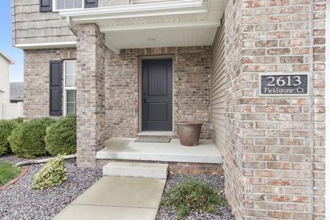 2613 Fieldstone Ct, Normal, IL 61761 photo 2