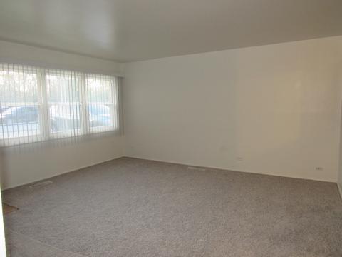15431 Troy Ave, Markham, IL 60428 photo 3
