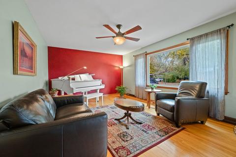 1669 Lin Lor Ln, Elgin, IL 60123 photo 3
