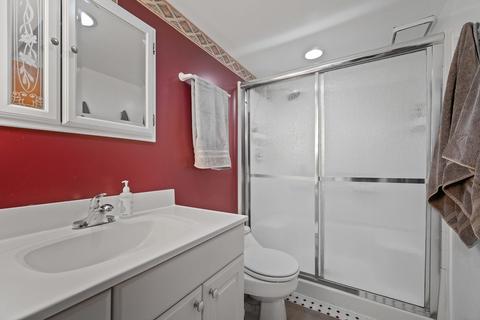 1669 Lin Lor Ln, Elgin, IL 60123 photo 21