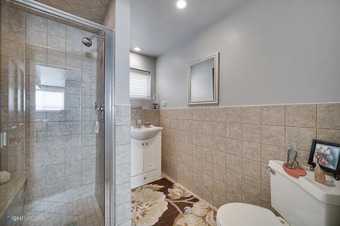 1611 E Willow Ave, Wheaton, IL 60187 photo 17
