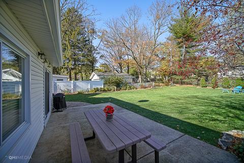 1611 E Willow Ave, Wheaton, IL 60187 photo 24