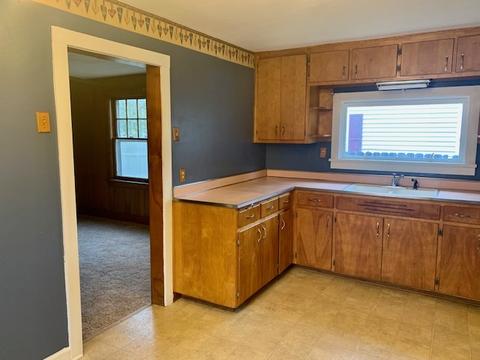 8 E Charles St, Plano, IL 60545 photo 11