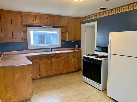 8 E Charles St, Plano, IL 60545 photo 10