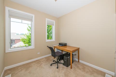 95 Northfield Ter, Wheeling, IL 60090 photo 32