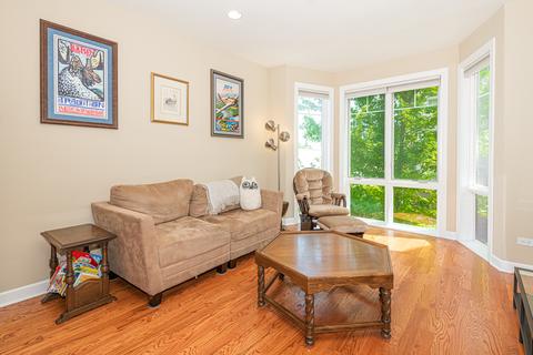 95 Northfield Ter, Wheeling, IL 60090 photo 7