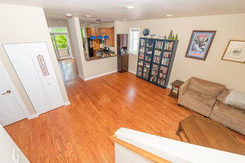 95 Northfield Ter, Wheeling, IL 60090 photo 8