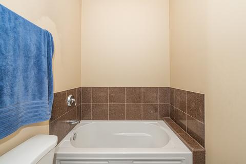 95 Northfield Ter, Wheeling, IL 60090 photo 29