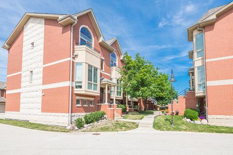 95 Northfield Ter, Wheeling, IL 60090 photo 42