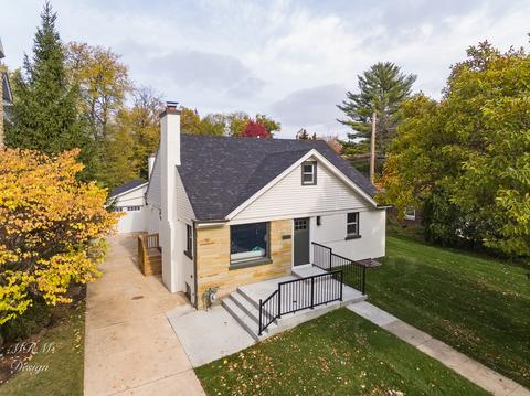 515 W Harrison Ave, Wheaton, IL 60187 photo 2