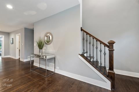515 W Harrison Ave, Wheaton, IL 60187 photo 4