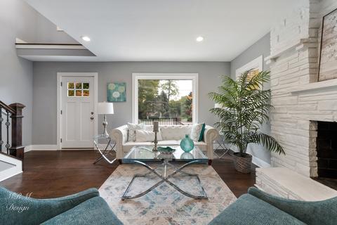 515 W Harrison Ave, Wheaton, IL 60187 photo 3