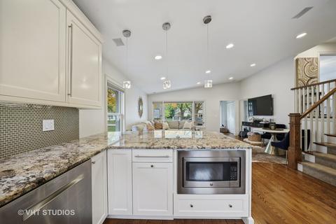 776 S Mitchell Ave, Elmhurst, IL 60126 photo 9
