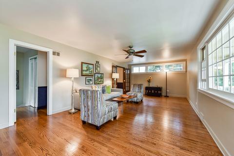 804 E Indiana St, Wheaton, IL 60187 photo 5