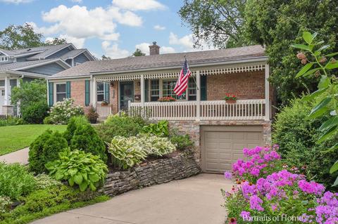 804 E Indiana St, Wheaton, IL 60187 photo 2