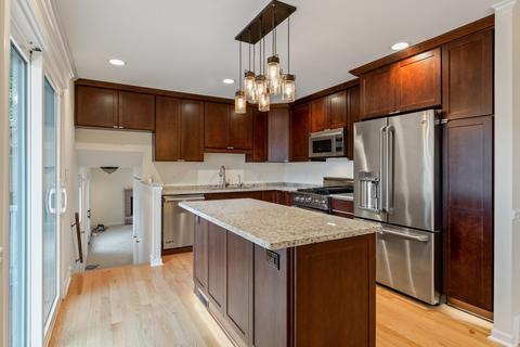 2027 Vermont St, Rolling Meadows, IL 60008 photo 5